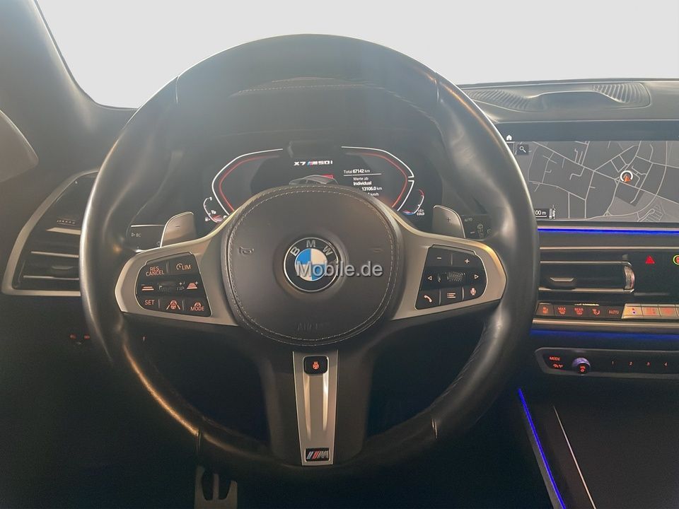 BMW X7 M50 2022