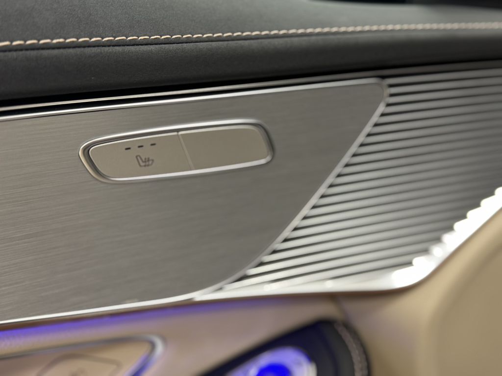 Mercedes-Benz EQC 2021