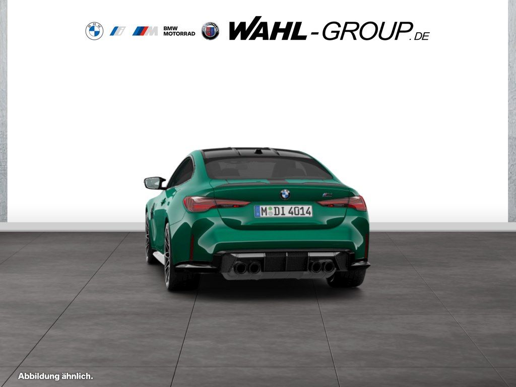 BMW M4 2025