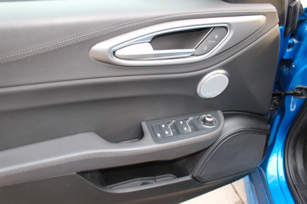 Alfa Romeo Giulia 2023