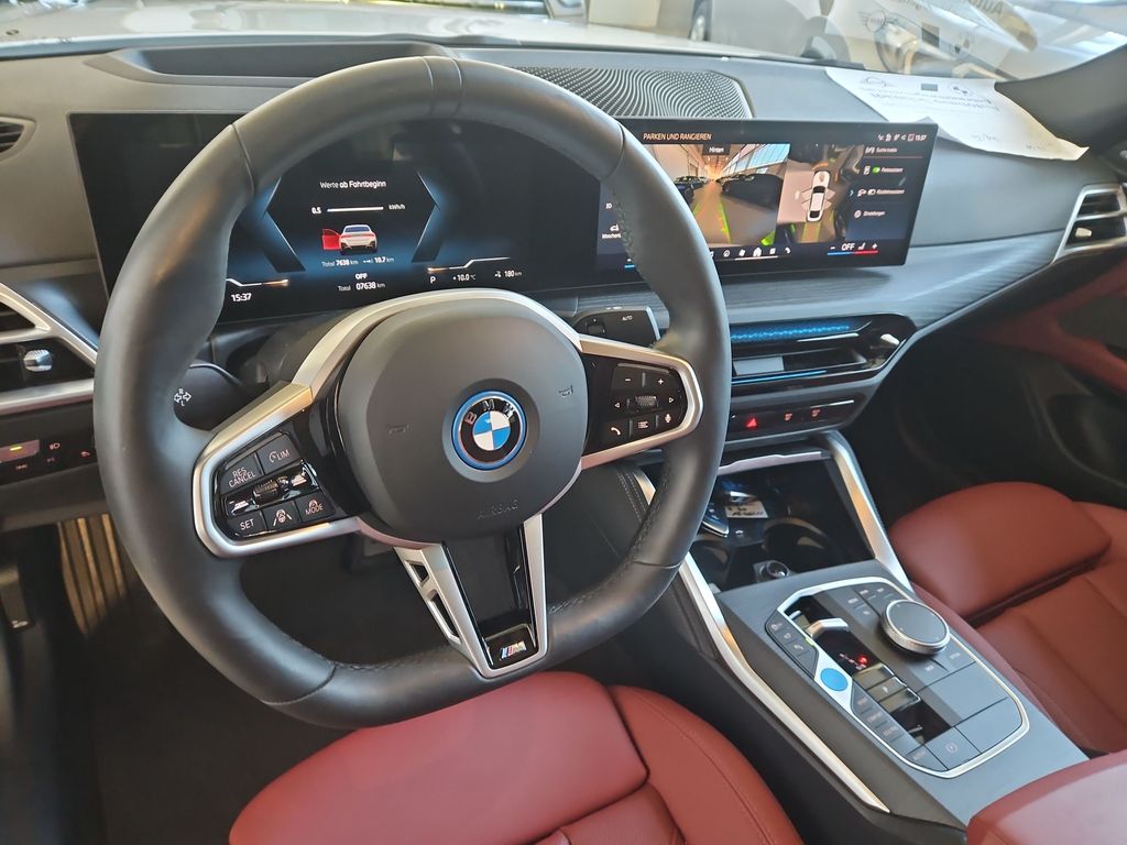 BMW i4 2025