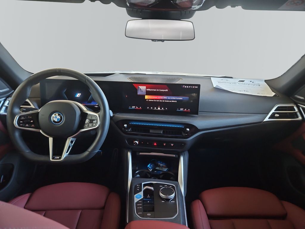 BMW i4 2025