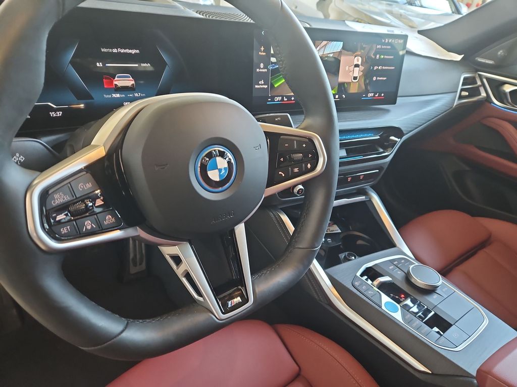 BMW i4 2025