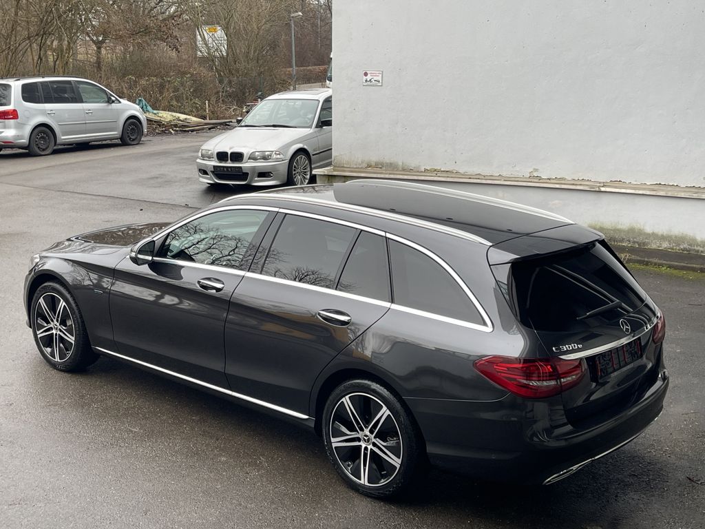 Mercedes-Benz C 300 2020