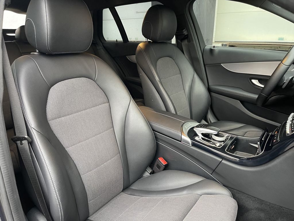 Mercedes-Benz C 300 2020