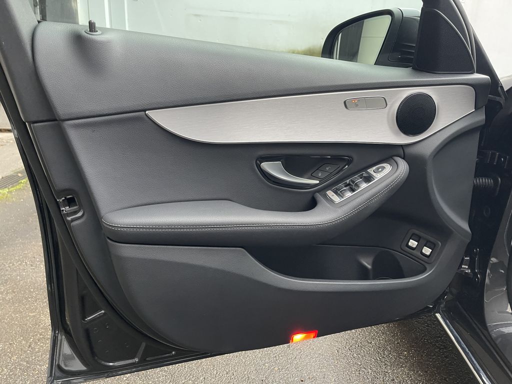 Mercedes-Benz C 300 2020