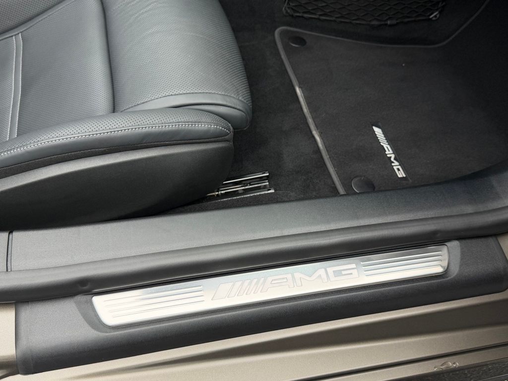 Mercedes-Benz SL 63 AMG 2022