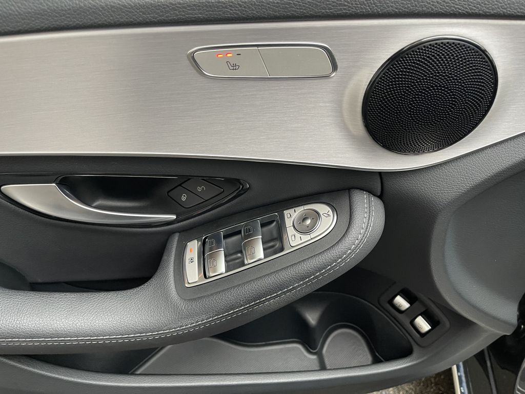 Mercedes-Benz C 300 2020