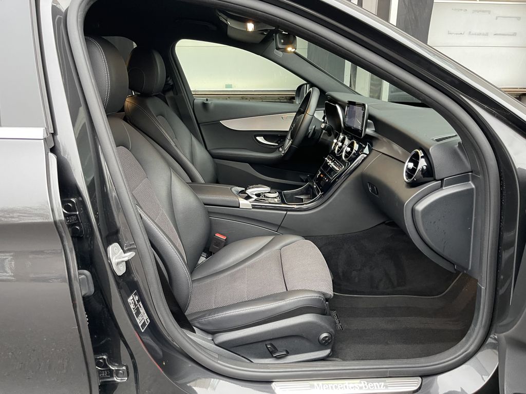 Mercedes-Benz C 300 2020