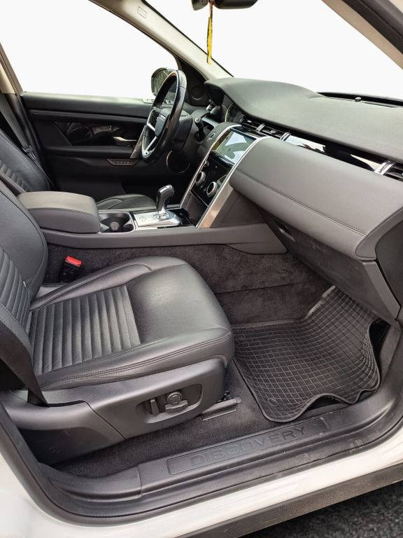 Land Rover Discovery 2022