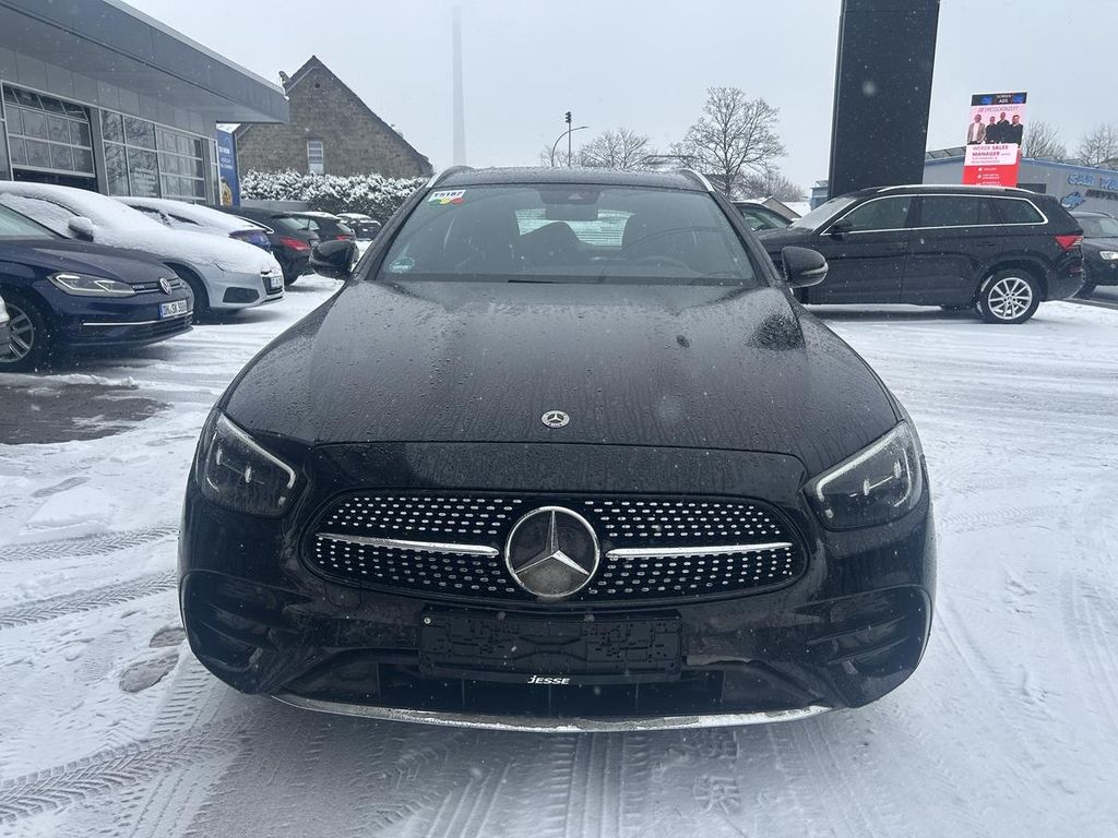 Mercedes-Benz E 300 2022