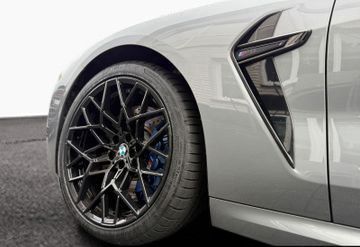 BMW M8 2024