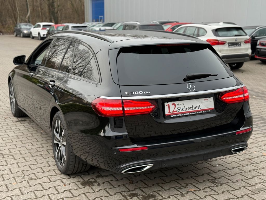 Mercedes-Benz E 300 2022