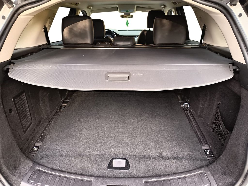 Land Rover Discovery 2022