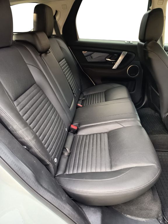 Land Rover Discovery 2022