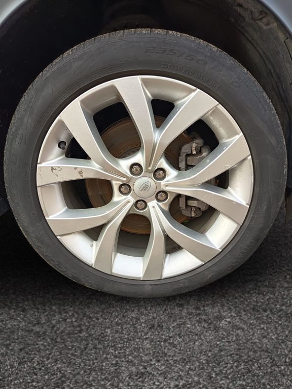 Land Rover Discovery 2022