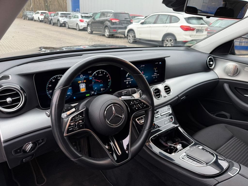 Mercedes-Benz E 300 2022