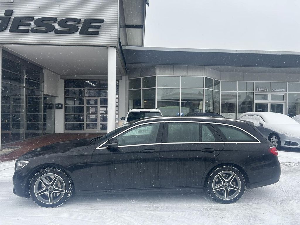 Mercedes-Benz E 300 2022