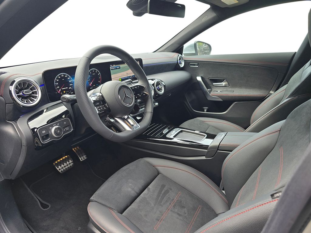 Mercedes-Benz CLA 35 AMG