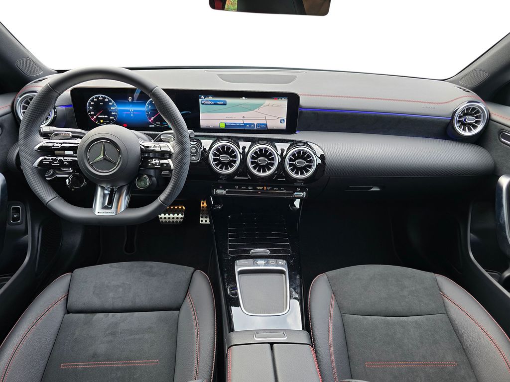 Mercedes-Benz CLA 35 AMG