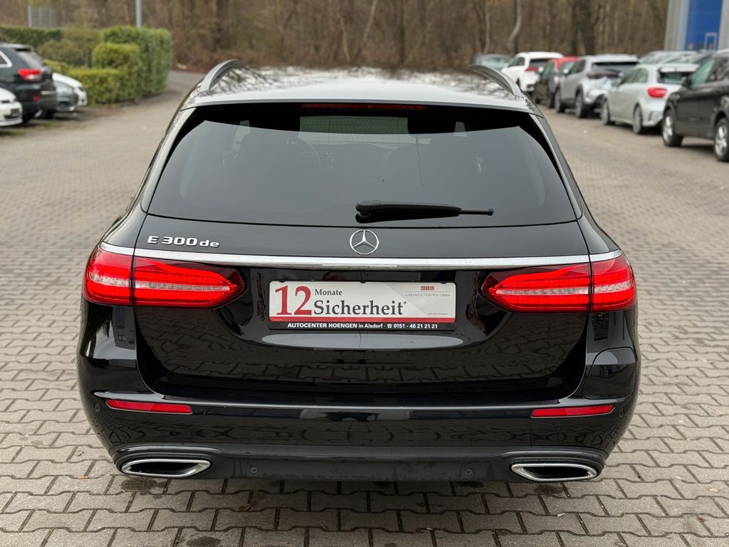 Mercedes-Benz E 300 2022
