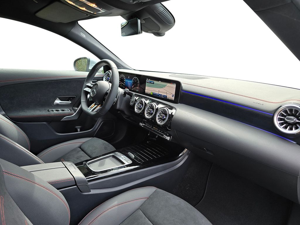 Mercedes-Benz CLA 35 AMG