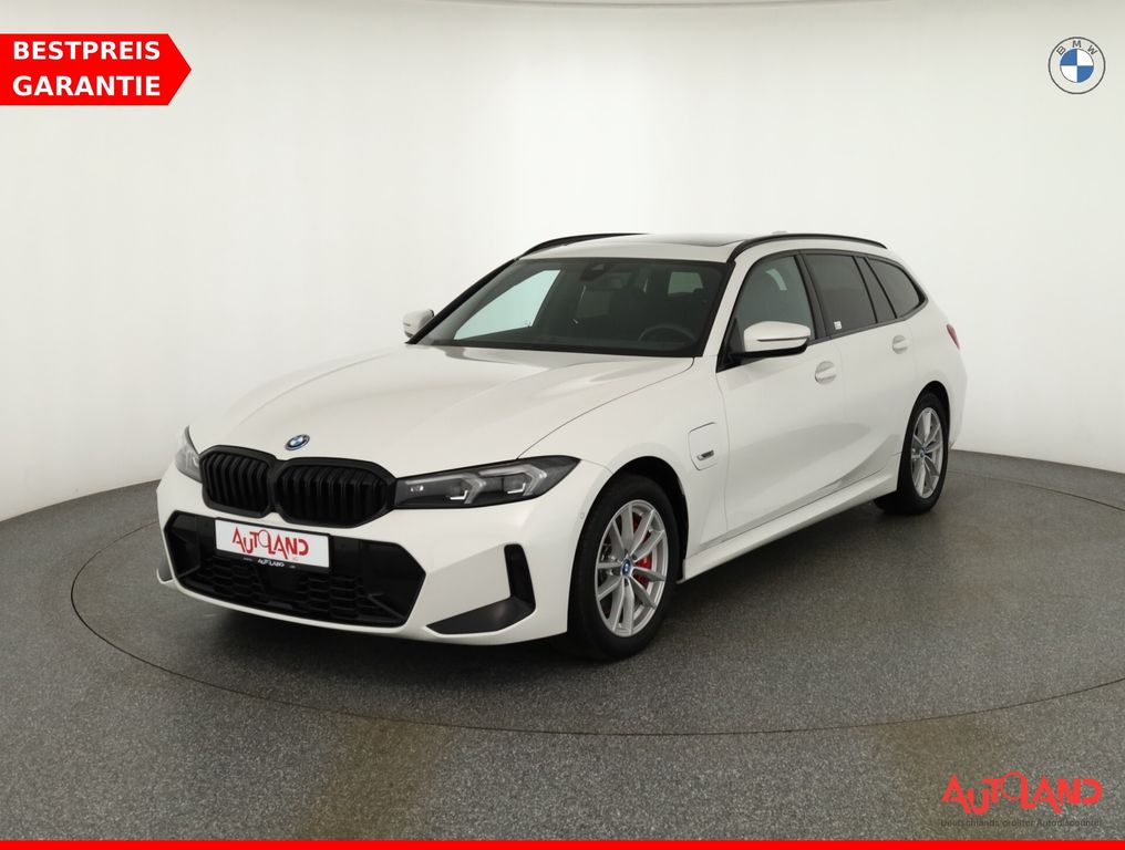 BMW 330 2023