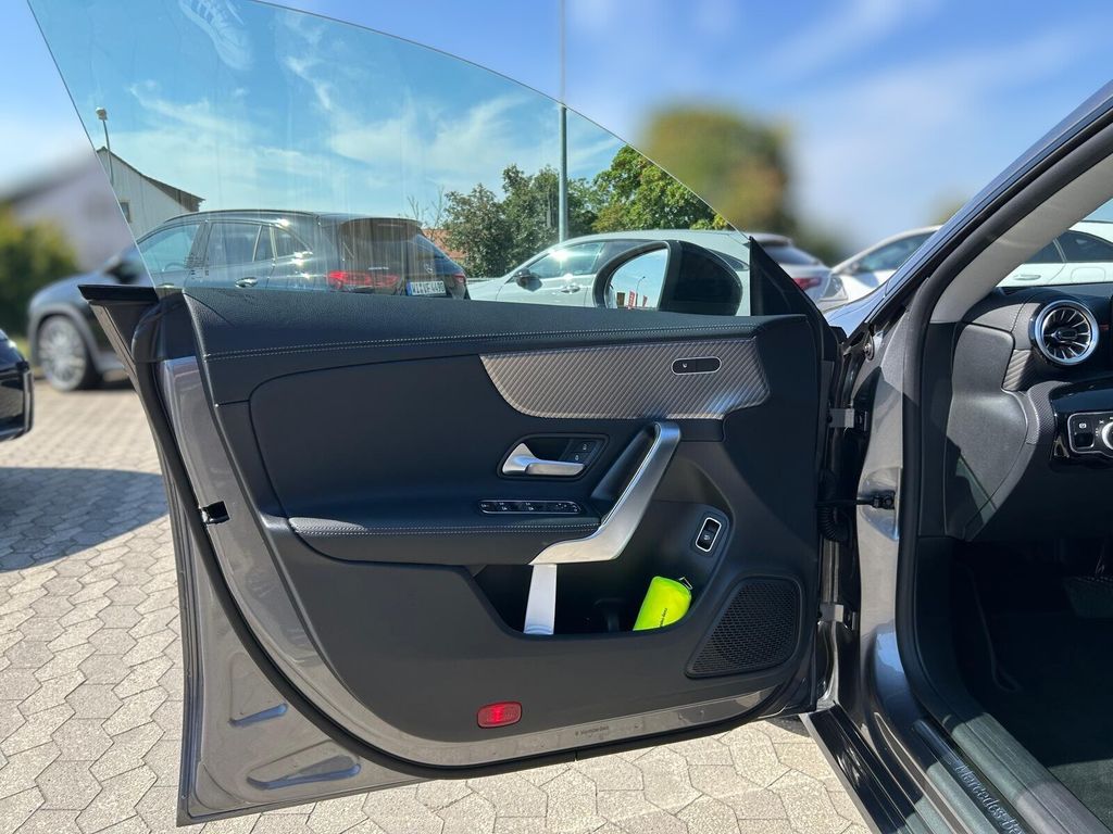 Mercedes-Benz CLA 180 Shooting Brake 2024