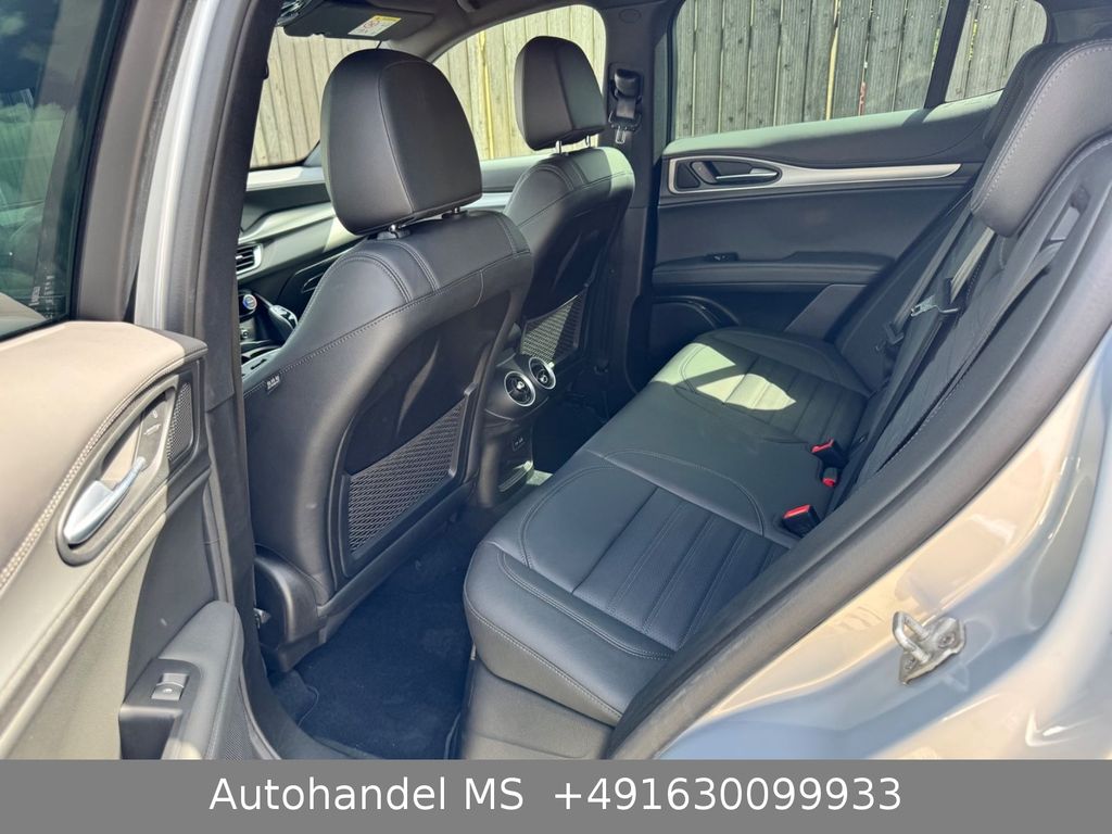 Alfa Romeo Stelvio 2024