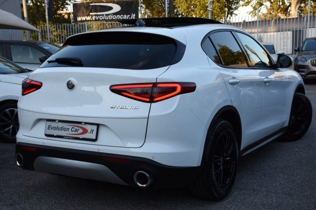 Alfa Romeo Stelvio 2020