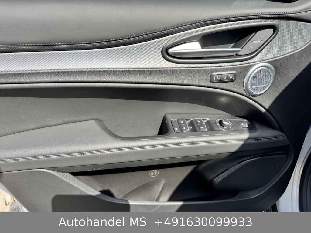 Alfa Romeo Stelvio 2024