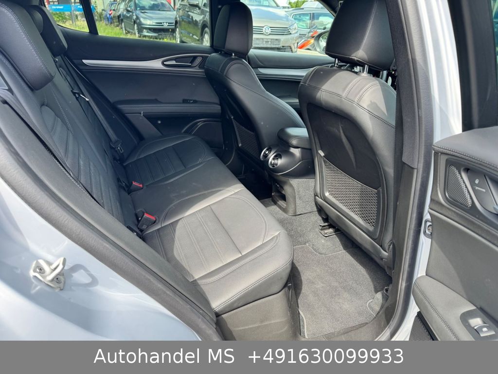 Alfa Romeo Stelvio 2024