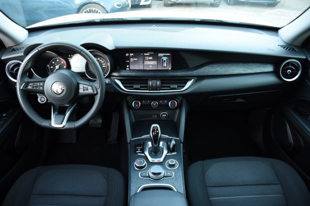 Alfa Romeo Stelvio 2020