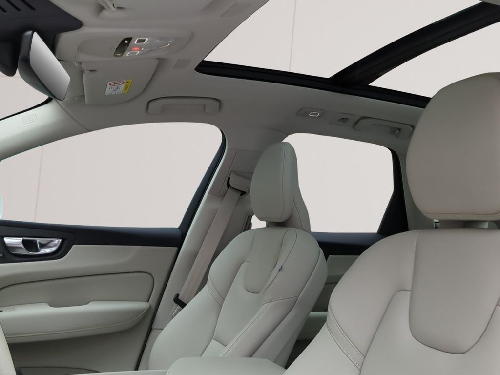 Volvo XC60 2022