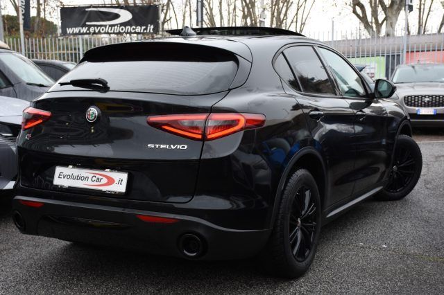Alfa Romeo Stelvio 2021