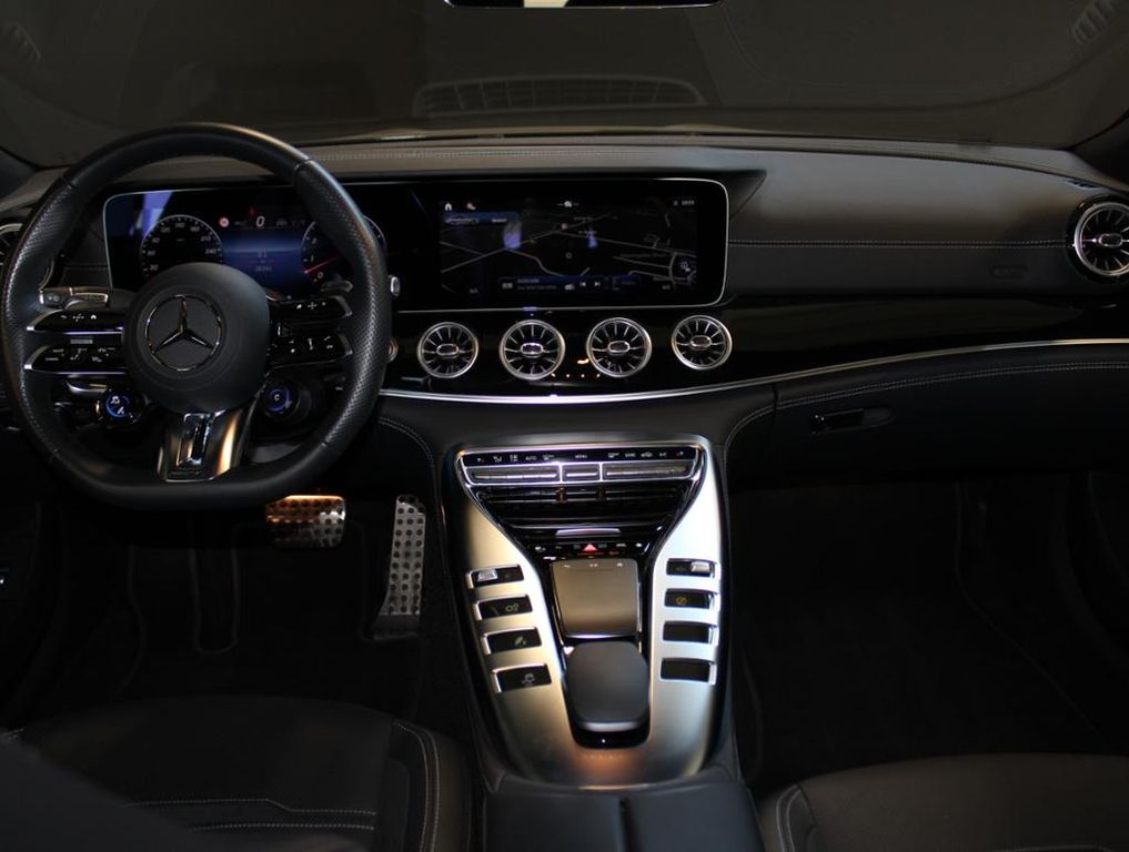 Mercedes-Benz AMG GT 2024