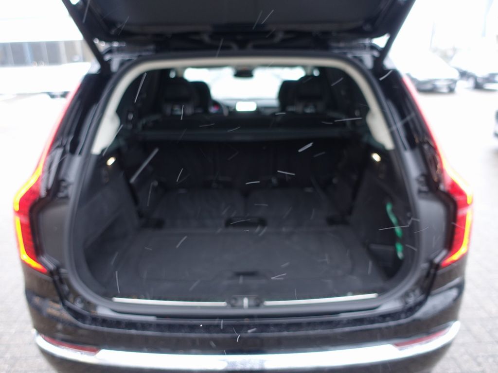 Volvo XC90 2025
