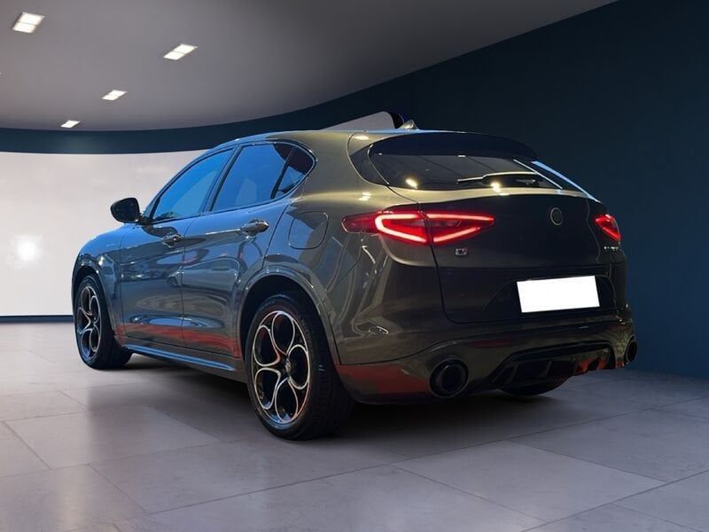 Alfa Romeo Stelvio 2022