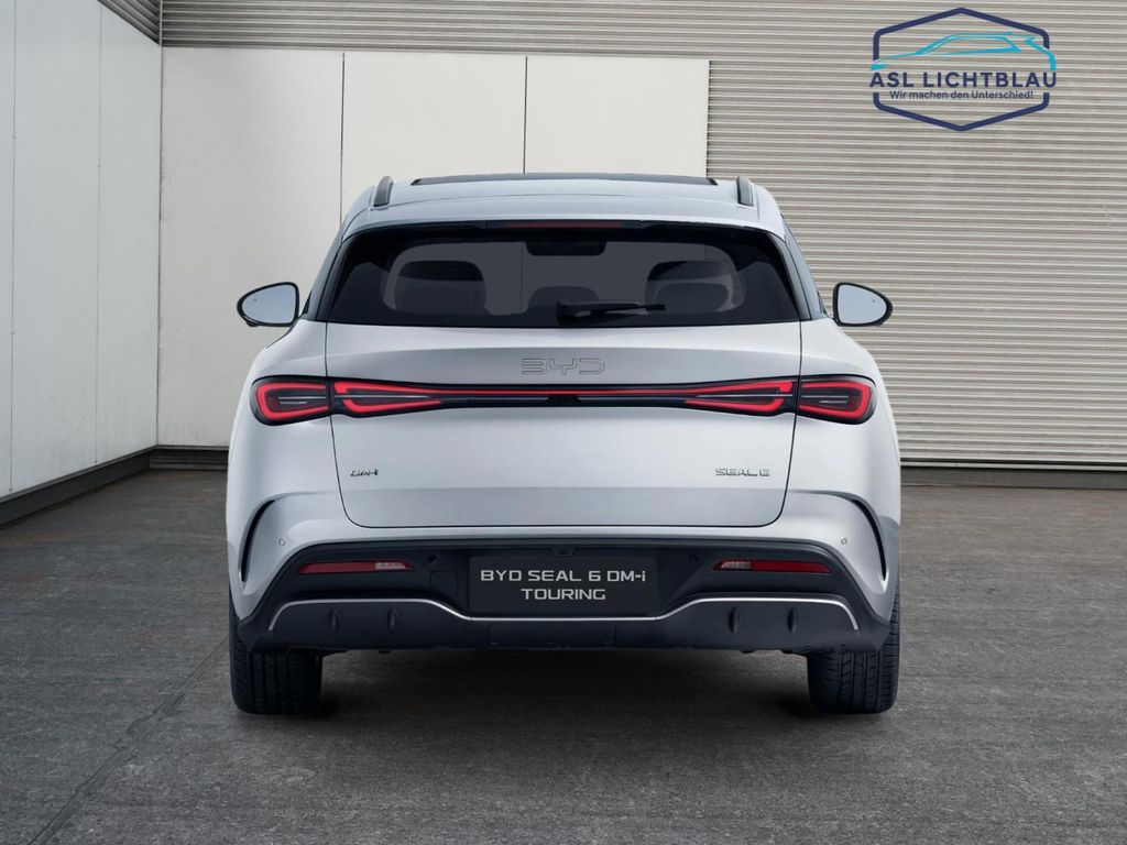 BYD SEAL 6