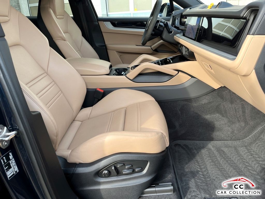 Porsche Cayenne 2023