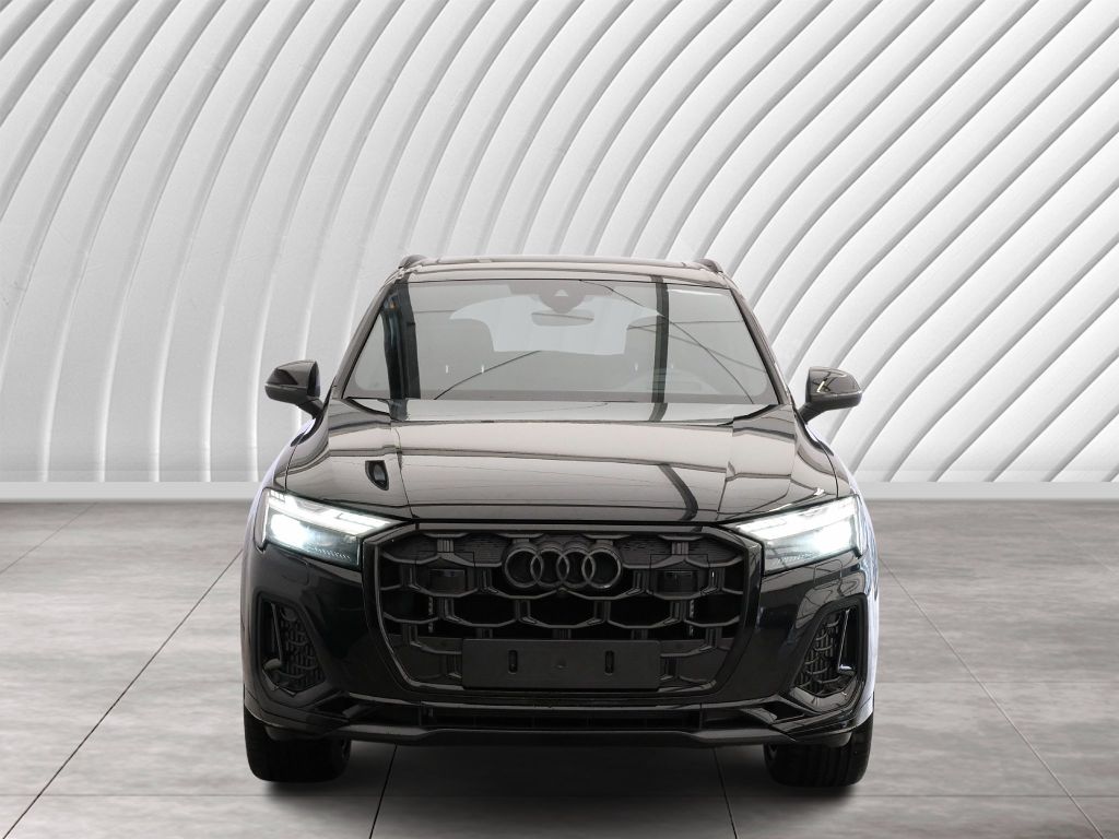 Audi SQ7 2025