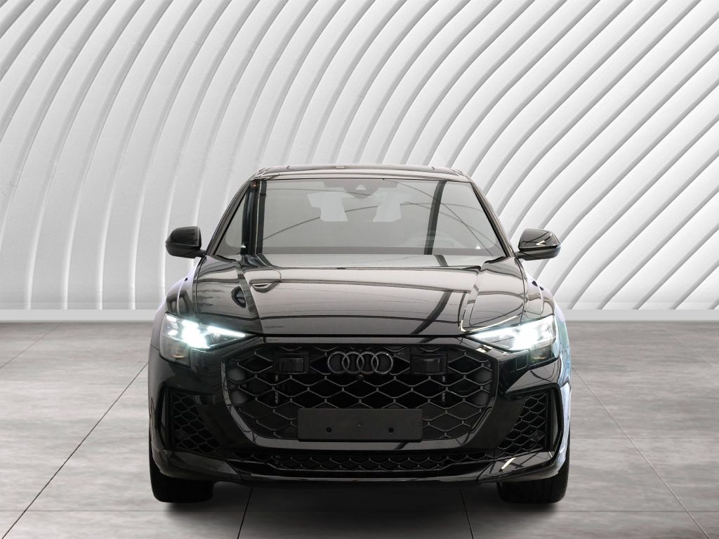 Audi RSQ8 2025