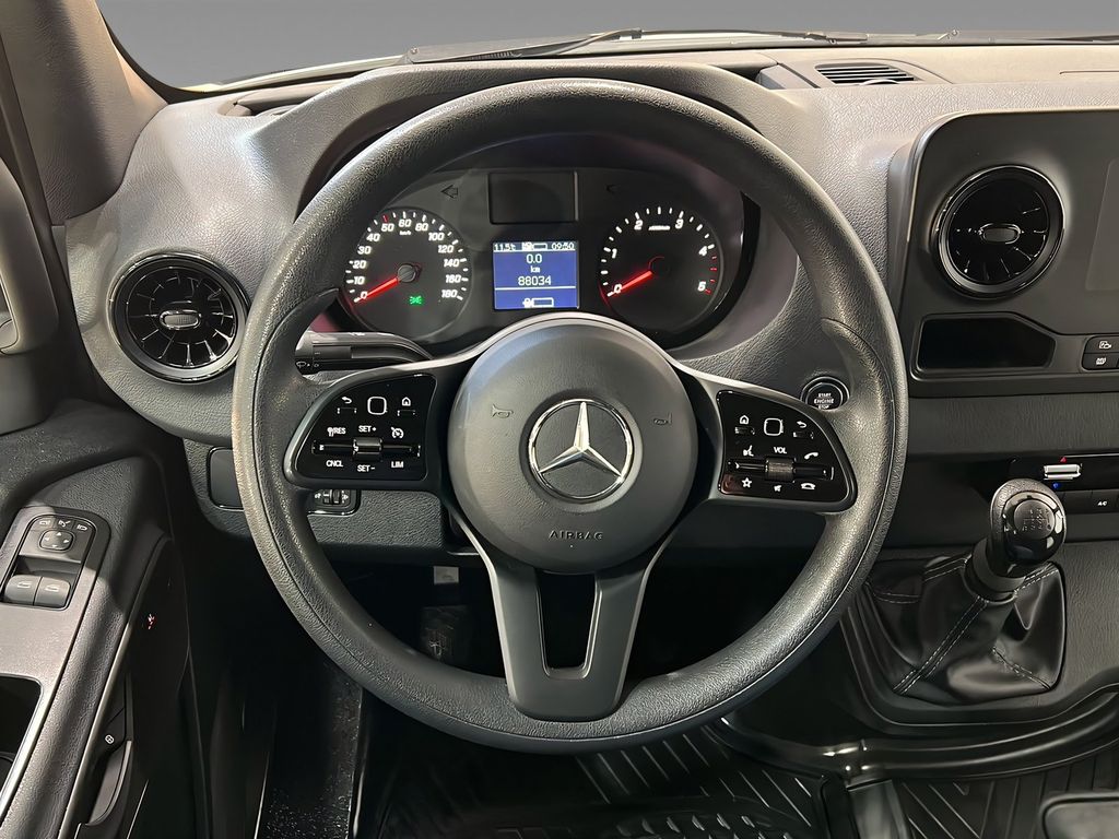 Mercedes-Benz Sprinter 2024