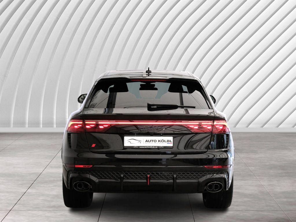 Audi RSQ8 2025
