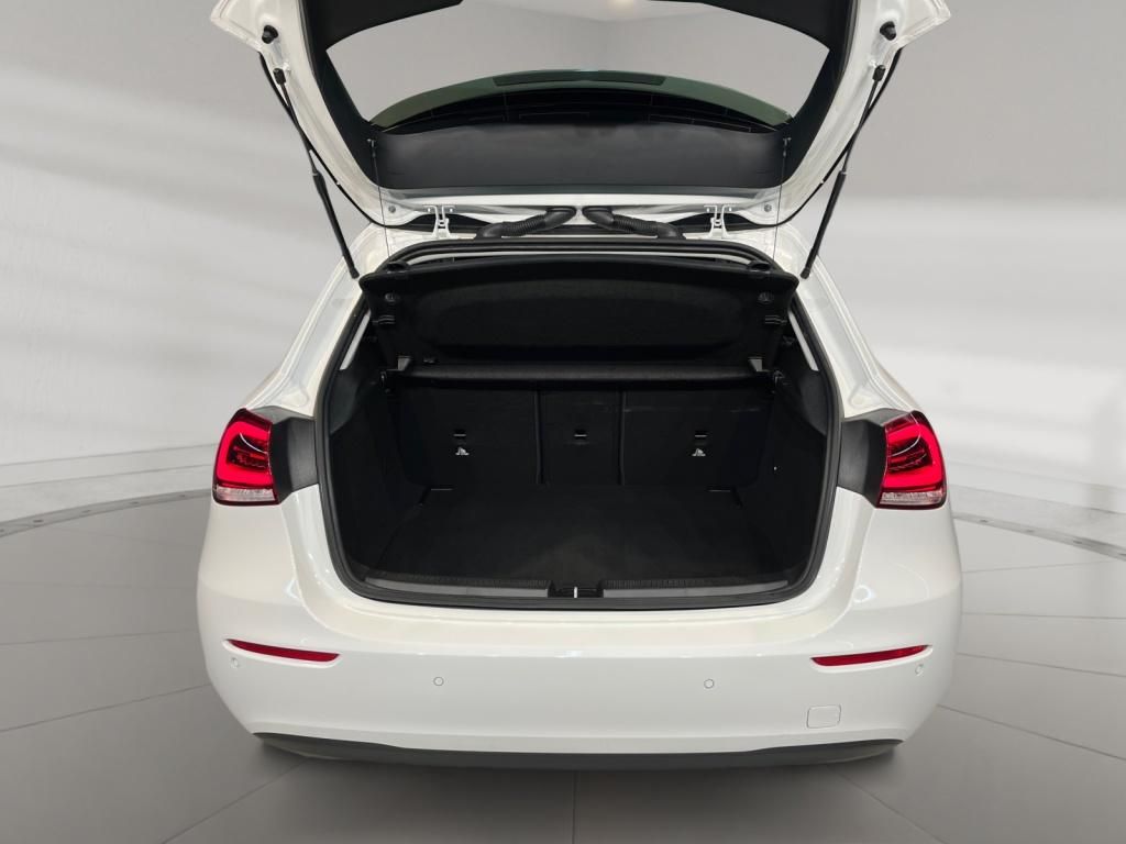 Mercedes-Benz A 220 2023