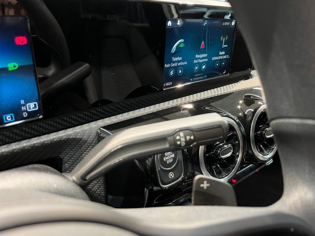 Mercedes-Benz A 220 2023