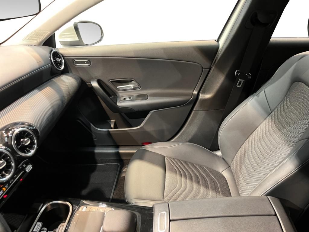 Mercedes-Benz A 220 2023