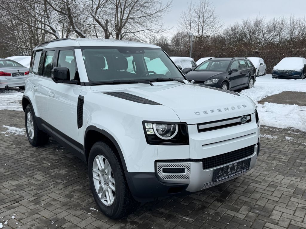 Land Rover Defender 2024