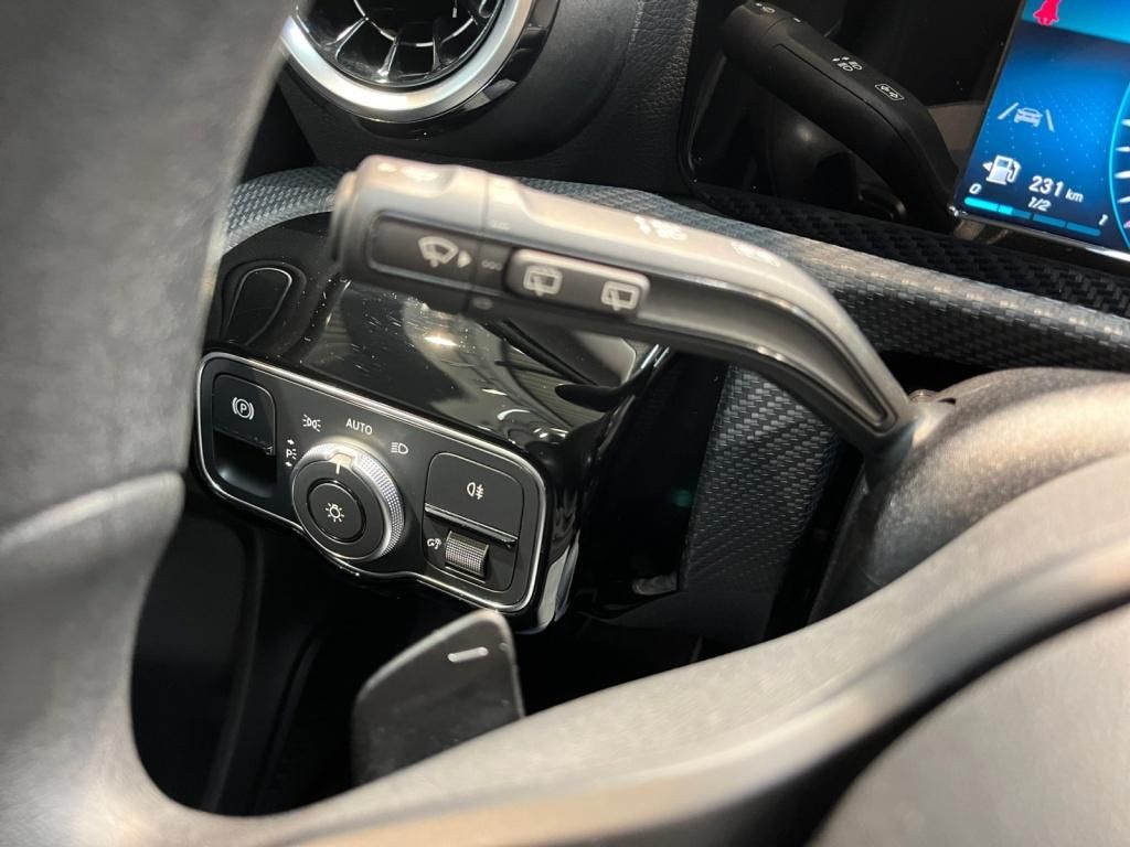 Mercedes-Benz A 220 2023