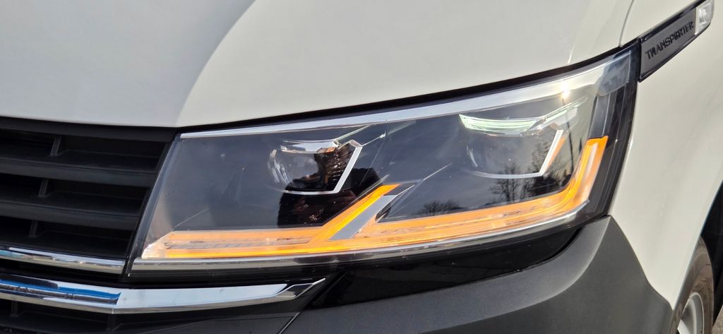 Volkswagen T6 Transporter 2024